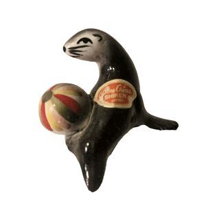 Vintage Kelvin's Seal‎ Figurine Colorful Beach Ball Bone China Japan Marked